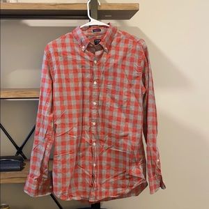Checkered flannel long sleeve button down shirt